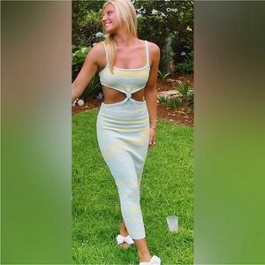 Stylish Cut-Out Maxi Dress in Blue and Yellow